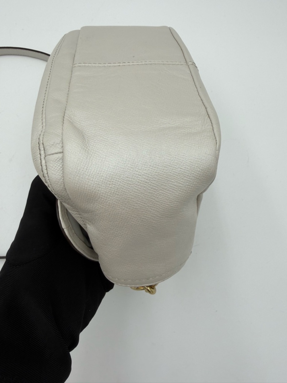 Coach Campbell Turnlock Leather Crossbody Bag F24843 in a Metallic Chalk Color - Picture 5 of 15